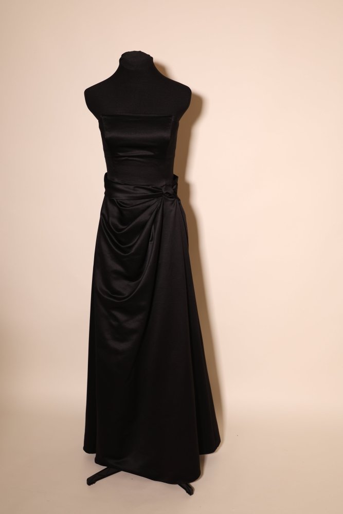Second Hand schulterfreies Bandeau - Abendkleid mit drapiertem Satin - Maxirock, schwarz - Dein Kleiderladen