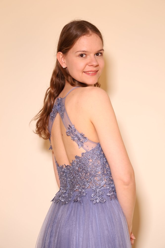 Tüllkleid mit Spitzenoberteil und Neckholder, graublau - Dein Kleiderladen