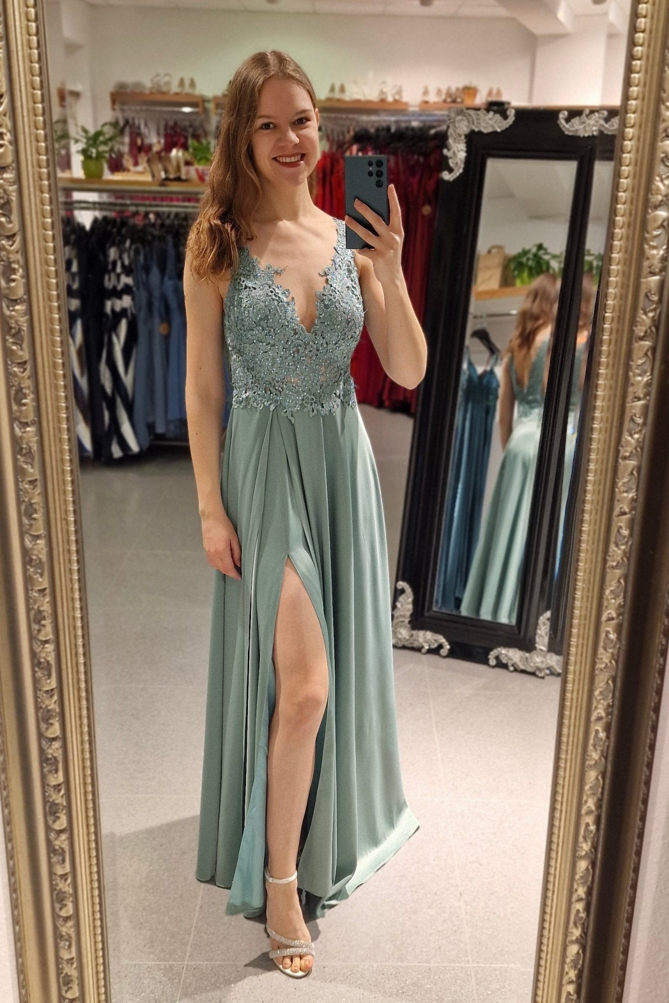 Abendkleid mit Spitze, mint - Dein Kleiderladen