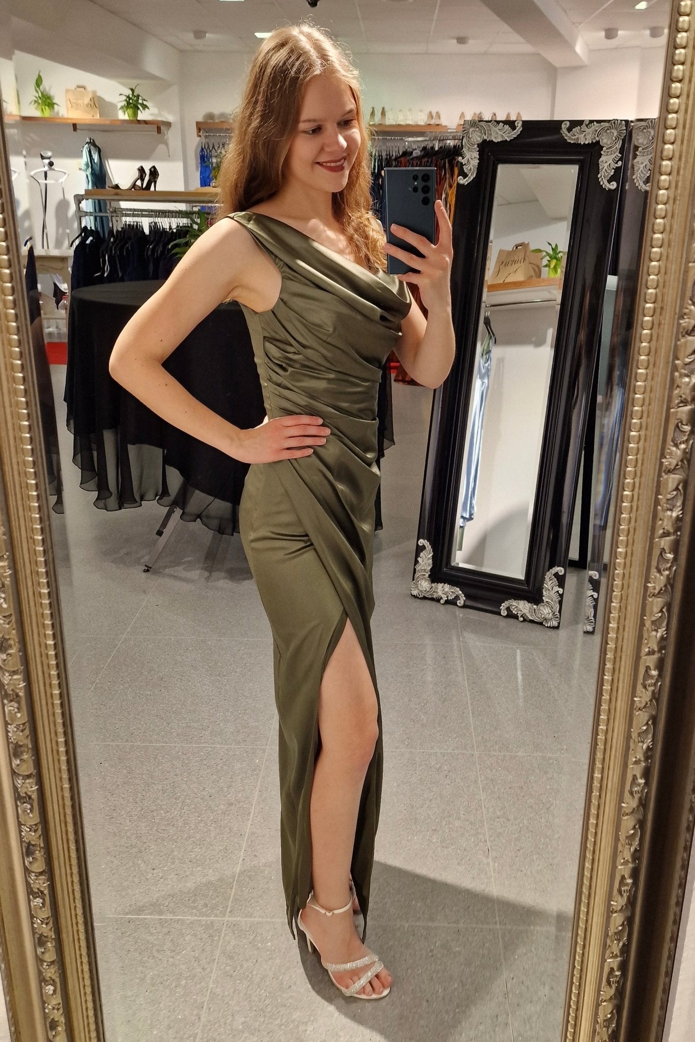 Ballkleid - Satinkleid mit Wasserfallausschnitt, khaki - Dein Kleiderladen