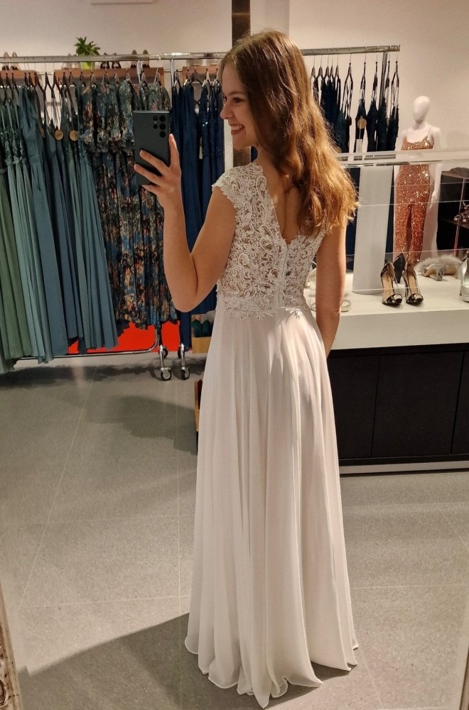 elegantes Brautkleid mit breiten Trägern - Dein Kleiderladen