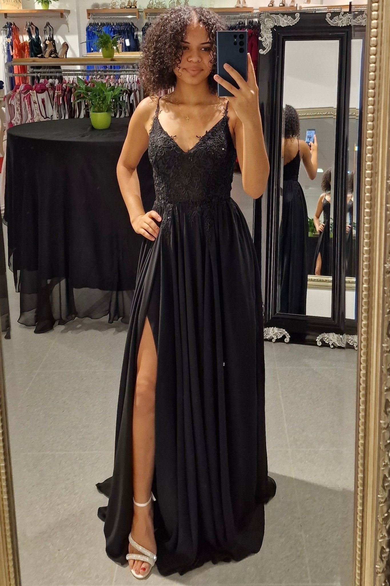 Elegantes Ballkleid mit Schlitz, schwarz - Dein Kleiderladen