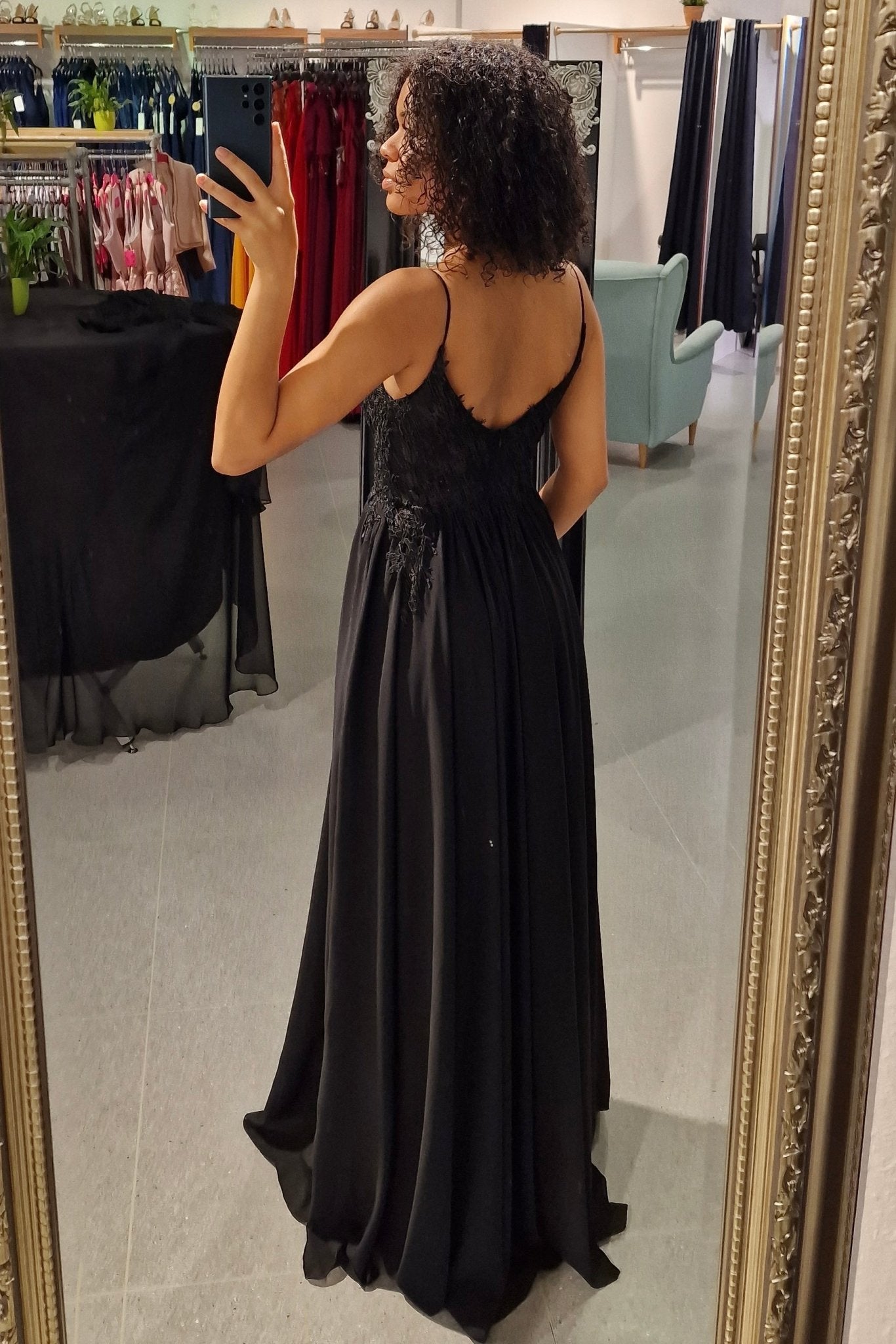 Elegantes Ballkleid mit Schlitz, schwarz - Dein Kleiderladen