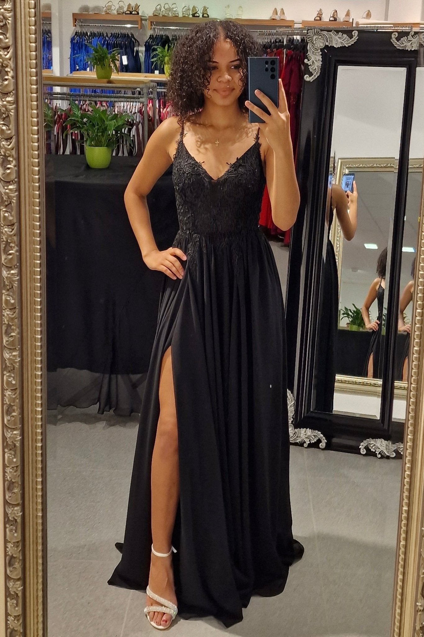 Elegantes Ballkleid mit Schlitz, schwarz - Dein Kleiderladen