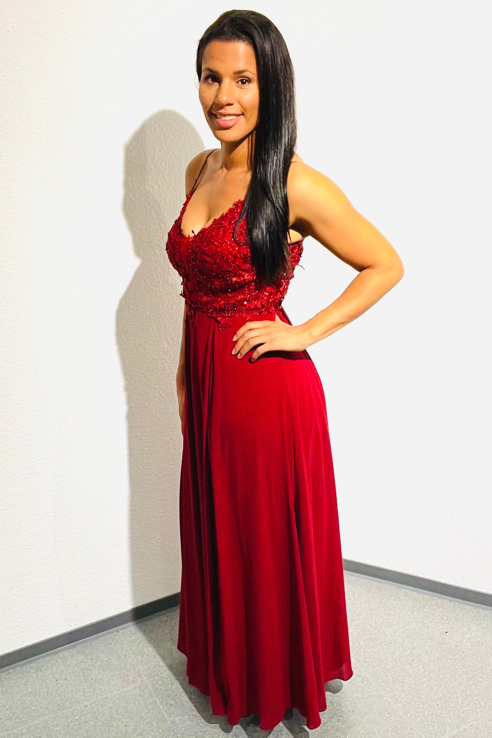 elegantes Ballkleid, bordeaux - Dein Kleiderladen