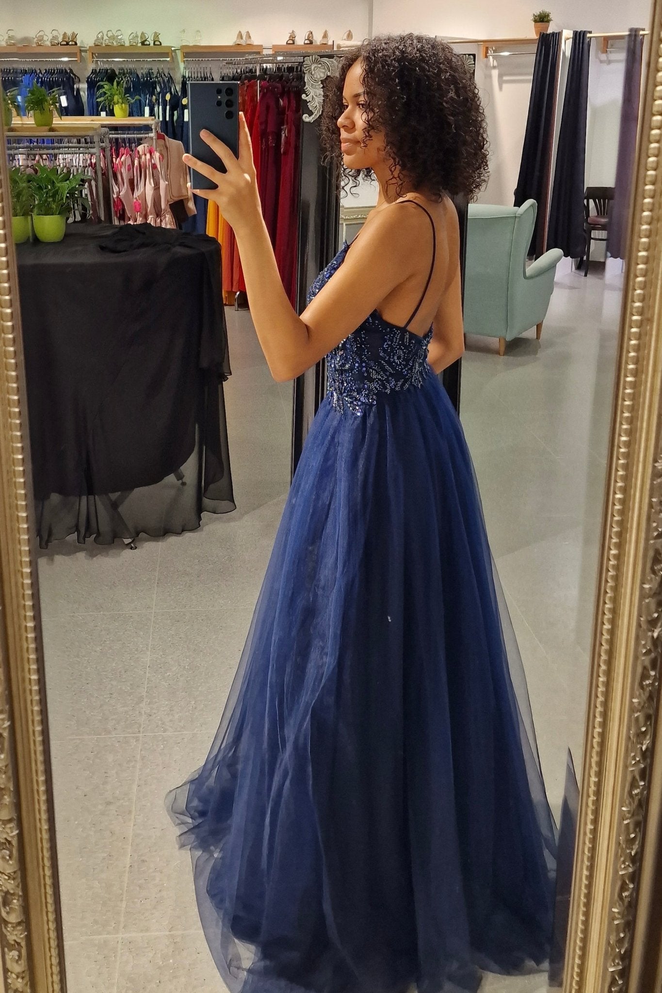 Ballkleid - Pompöses Tüllkleid mit feiner Bestickung, marineblau - Dein Kleiderladen